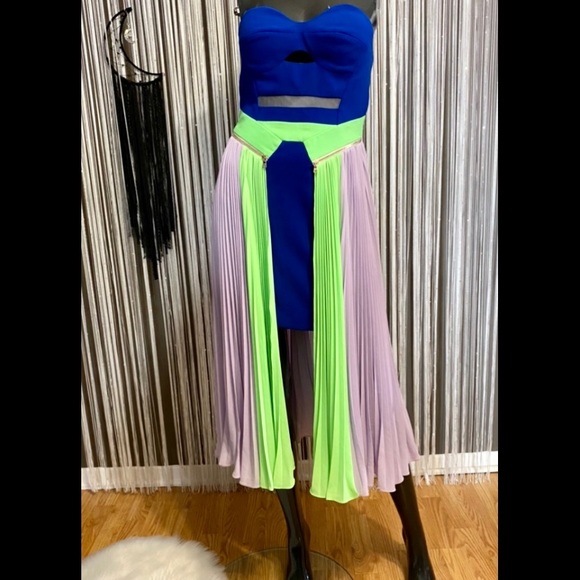 🔻SALE🔻TREE FLOOR🔹NEW WITH TAG - Picture 3 of 15